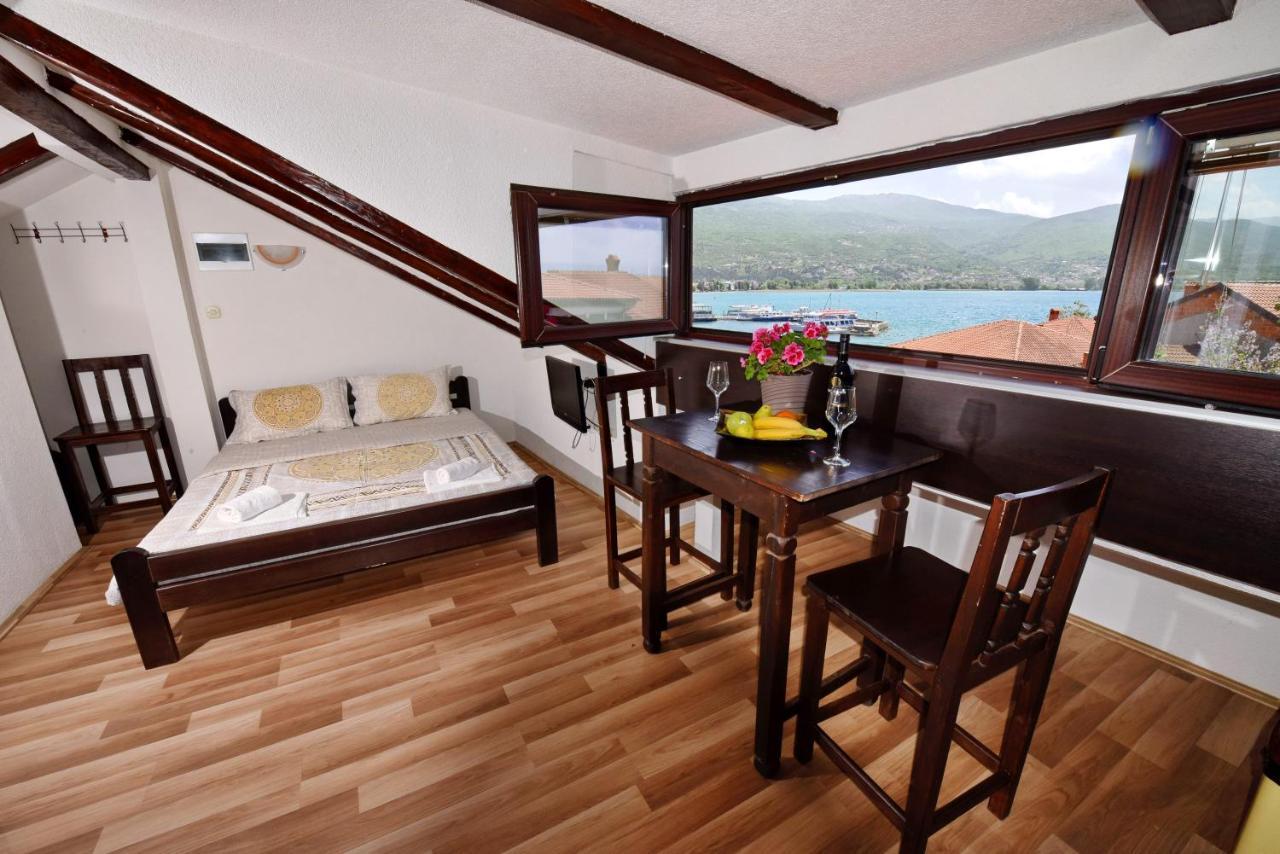 Villa Sapkar Lake View Οχρίδα Εξωτερικό φωτογραφία